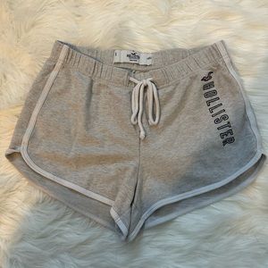 hollister sweat shorts